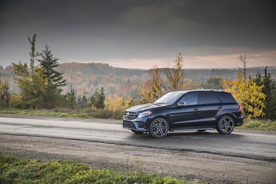  Mercedes-AMG GLE43 4Matic 2016 года  (NA) (фото 23 из 30)